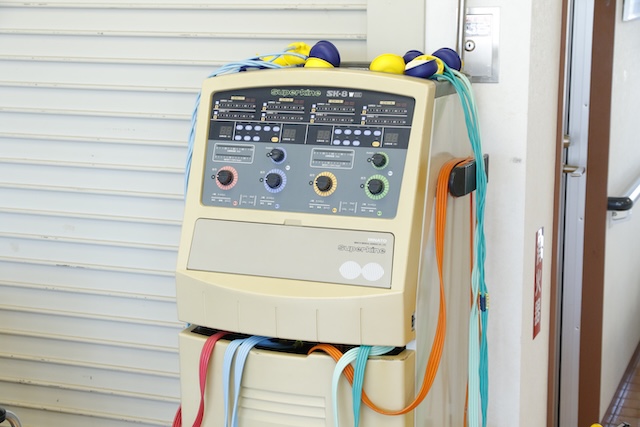 干渉電流型低周波治療器